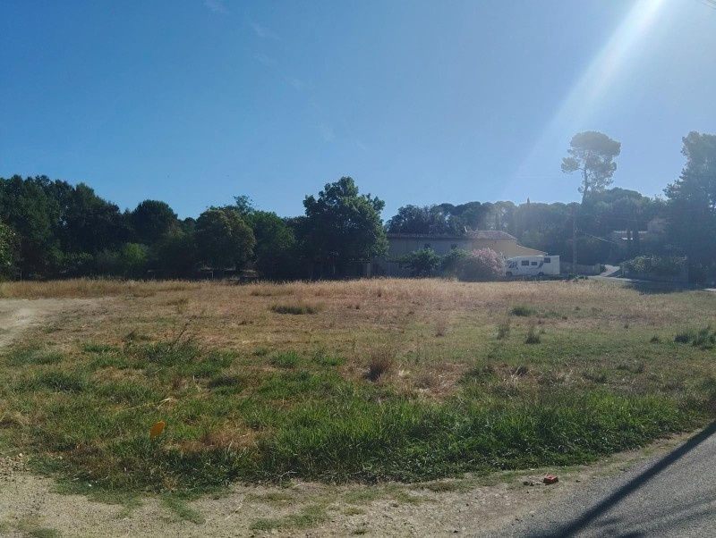 Terrain constructible proche centre