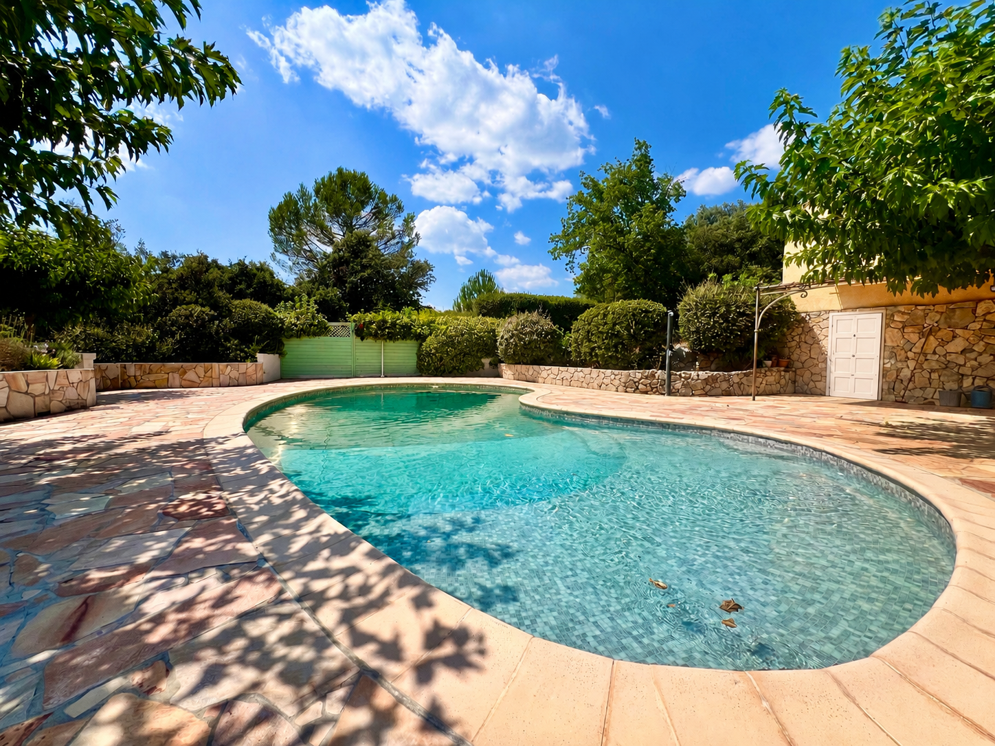 Villa individuelle avec piscine